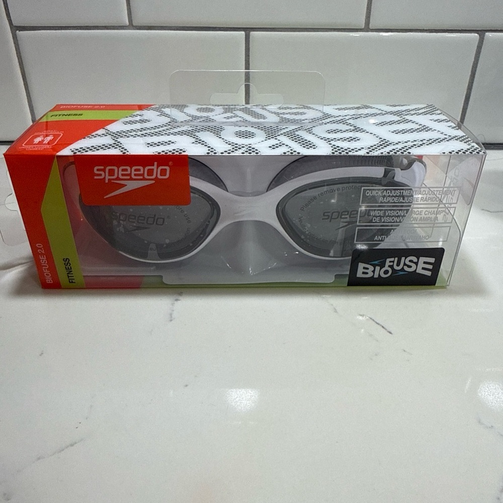 Speedo Biofuse Adult Black and White Goggles